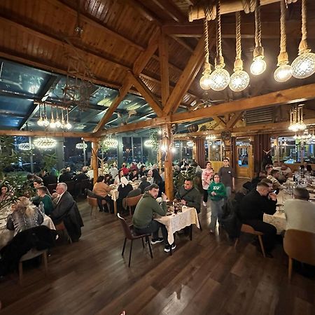 Hotel Antika Peje Bagian luar foto